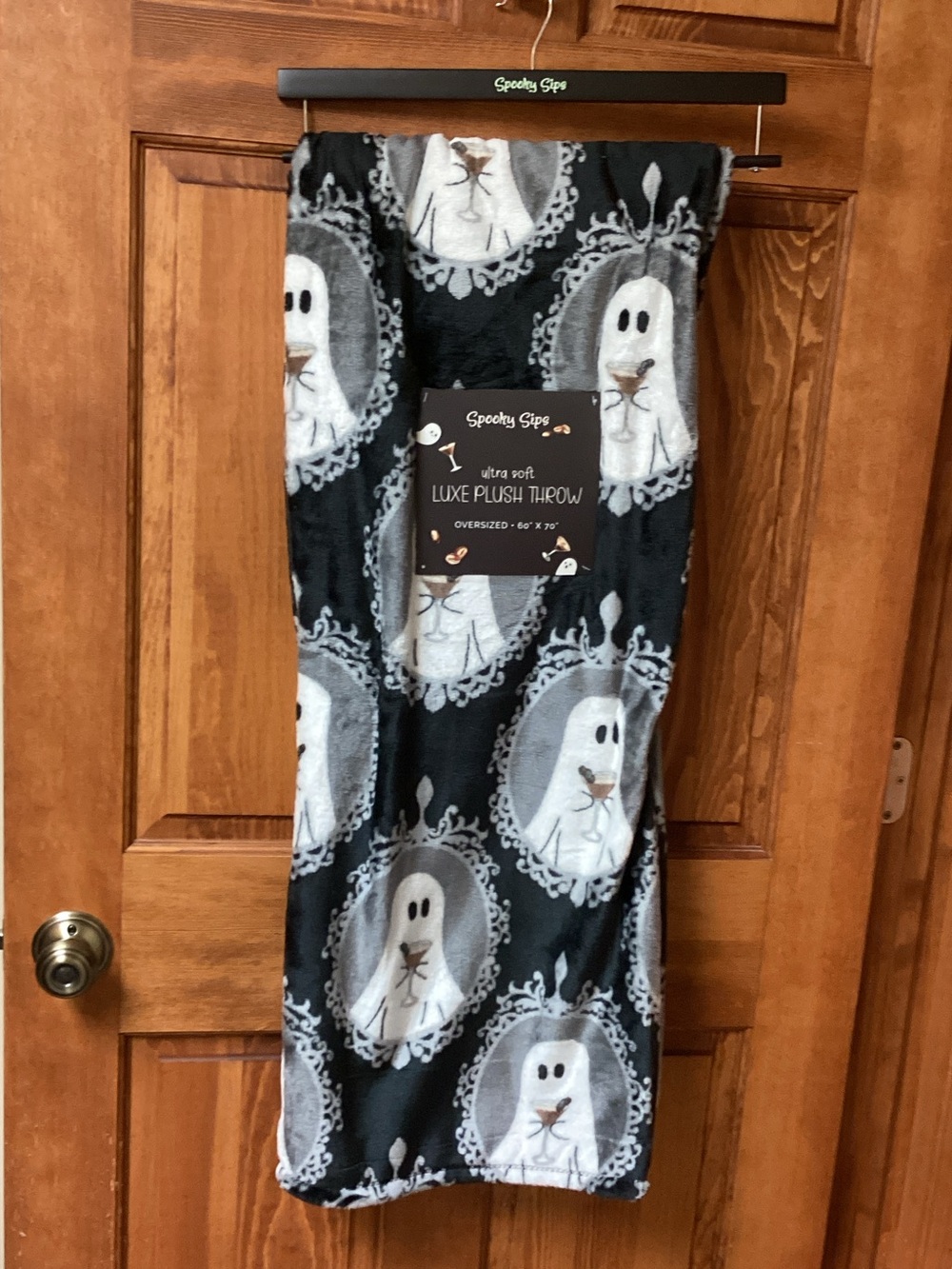 NWT Ghost with Espresso Martini Halloween Blanket 👻🍸